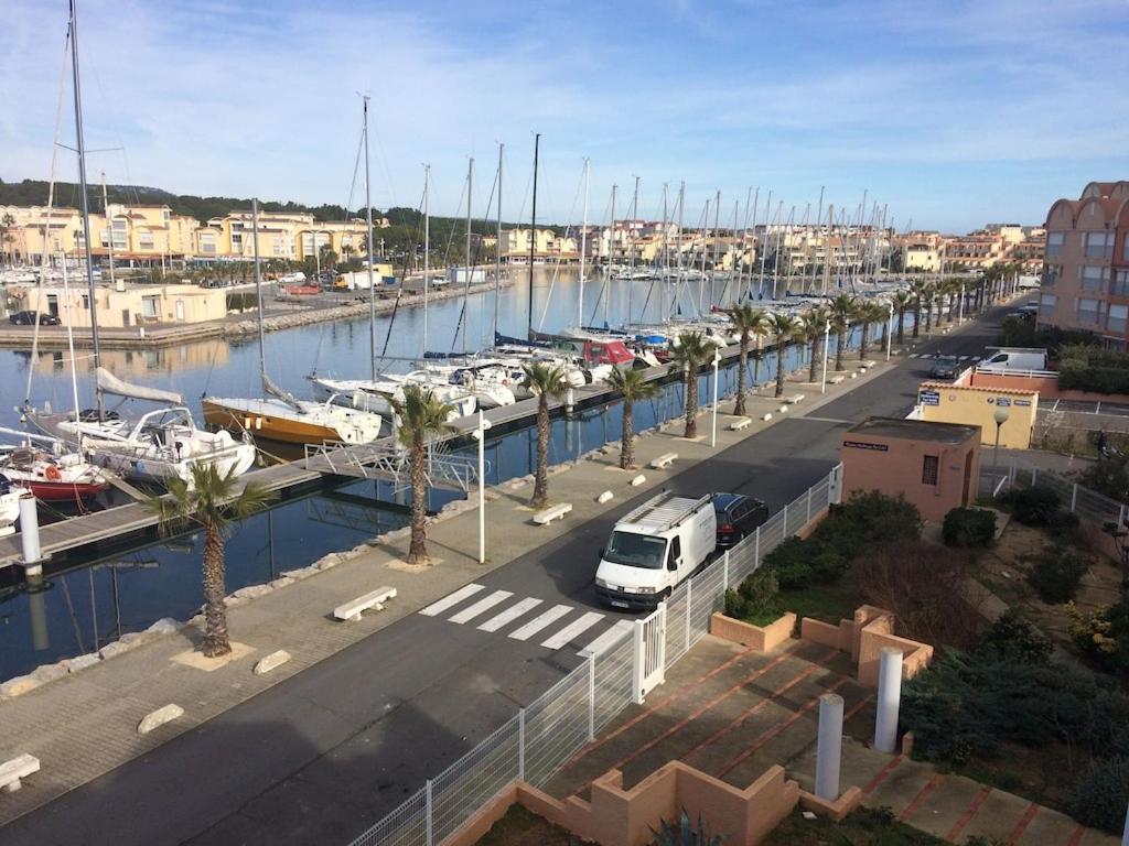 Gruissan Appartement Calme, Vue Sur Port De Plaisance -Clim, Empl.Parking Екстер'єр фото
