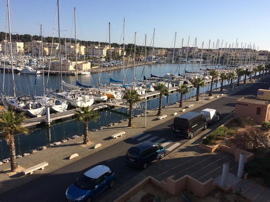 Gruissan Appartement Calme, Vue Sur Port De Plaisance -Clim, Empl.Parking Екстер'єр фото